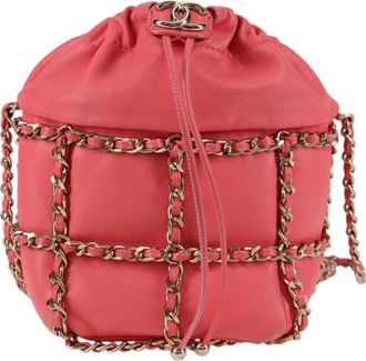 Chanel Drawstring Pink Leather Shoulder Bag (Pre-Owned)
