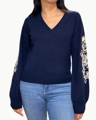 Autumn Cashmere Puff Sleeve V Sweater With Contrast Embroidery In Navy Combo