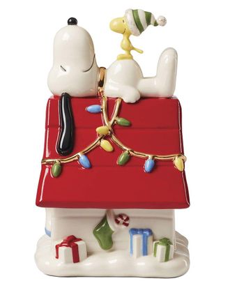 Lenox Snoopy Christmas Covered Candy Dish