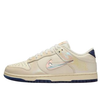 Nike Dunk Low Jewel Swoosh - Sport - Mujer - Beige - 38 1/2 EU