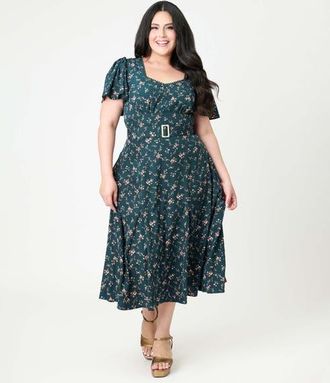 Unique Vintage Plus Size Short Puff Sleeve Sweetheart Neck Godet Midi Dress in Teal Floral Print at Nordstrom, Size 2X