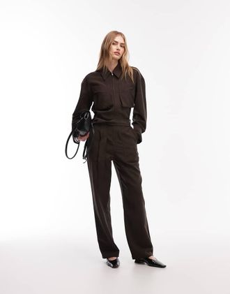 & Other Stories Tuta jumpsuit multitasche in puro cotone marrone con cintura allacciata sul davanti