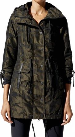Blanc Noir Womens Explorer Anoorak Jacket In Green Camo