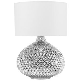 Beliani L&aacute;mpara De Mesa Plateada Con Pantalla Blanca 55 Cm Base De Vidrio De Brillo Intenso Estilo Glamour Madon