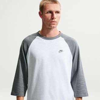Nike Mens Nike Sportswear Club 3/4-Sleeve Raglan Top in Grey | IF0755-084