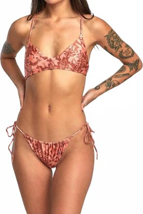 Rvca Womens Oasis Crossback Bikini Top In Sandlewood