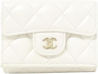 Chanel White Grained Calfskin Wallet (Tri-Fold) (Pre-Owned)