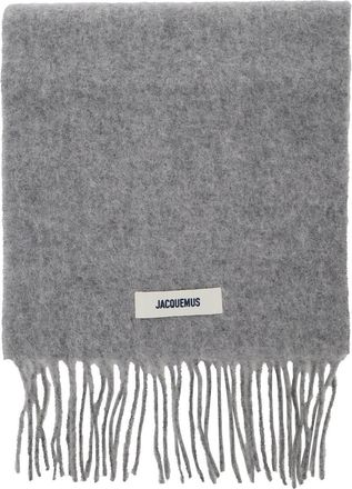 Jacquemus lecharpe Carro Grey Scarf With Logo Patch On The Front And Fringed Hem In Wool Blend Man