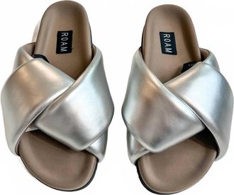 Roam Womens Foldy Puffy Sandals In Silver