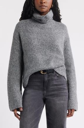 Treasure & Bond Fuzzy Turtleneck Sweater in Grey at Nordstrom Rack, Size Large