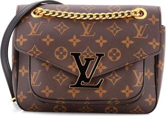 Louis Vuitton Passy Handbag Monogram Canvas crossbody bag - Bruin