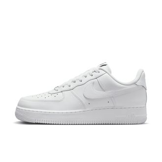 Nike Mens Air Force 1 07 EasyOn Shoes in White | FD1146-100