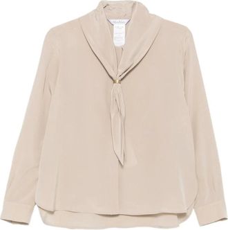 Max Mara Overhemden, Dames, Beige, S, Leer, Zijden Blouse met Strik