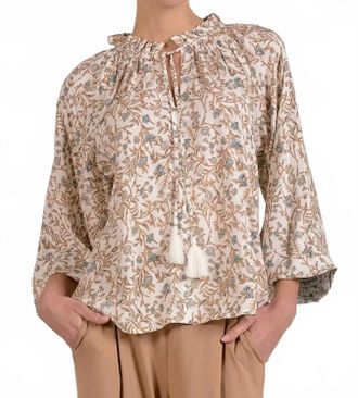 Elan Womens Hour Bloom Top In Beige