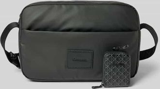 Calvin Klein Handtasche mit Label-Patch und verstellbarem Schulterriemen in BLACK, Größe 1