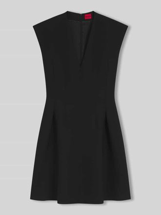 HUGO BOSS Regular Fit Etuikleid mit V-Ausschnitt in Black, Gr&ouml;&szlig;e 32