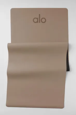 Alo | Warrior Yoga Mat in Gravel