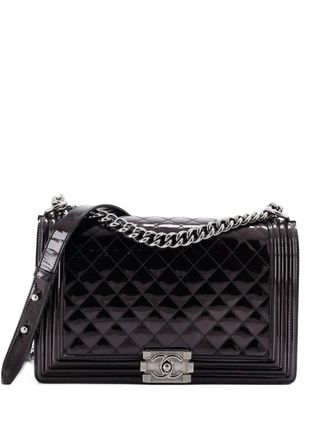 Chanel Boy Flap quilted shoulder bag - women - Patent Leather - One Size - Black