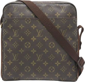 Louis Vuitton Brown Coated Canvas Shoulder Bag (Pre-Owned)