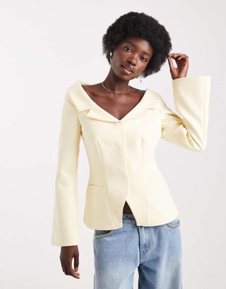 Asos Blazer sartoriale color latticello con spalle scoperte-Giallo