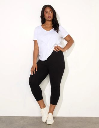 Live Unlimited London Womens Black Cropped Legging - Size: 26