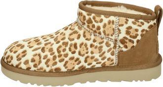 UGG Classic Ultra Mini Plains - Dames - Winterlaarzen - Bruin - 38 EU - Leer - Schoenen