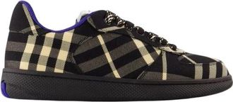 Burberry Terrace Sneakers - Dames - Sneakers - Zwart - 35 EU - Leer - Schoenen