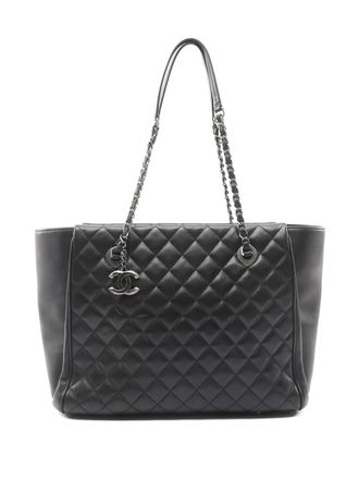 Chanel 2016-2017 chain-strap quilted tote bag - women - Lambskin - One Size - Black