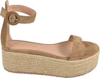 Gianvito Rossi Bruine Sandalen voor Stijlvolle Outfits - Dames - Sandalen - Bruin - 40 EU - Schoenen