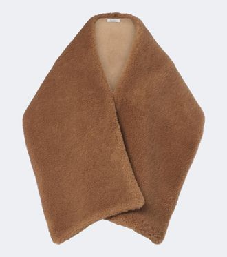 Max Mara Camel hair and silk shawl