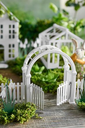 Terrain Concordville Spring Picket Fence + Arch Arbor