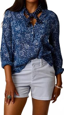 Carve Designs Dylan Gauze Shirt In Indigo Floral