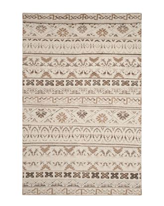 Safavieh Challe Hand-Knotted Rug