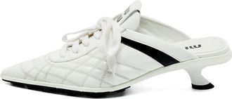 Miu Miu Mules in pelle a punta - Bianco