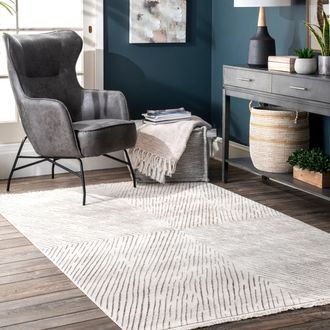 nuLOOM Jazlyn Broken Chevrons Area Rug