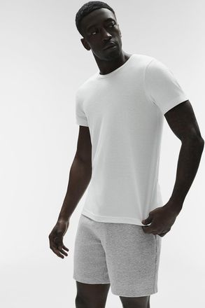 Alo | Triumph T-Shirt in White, Size: Medium