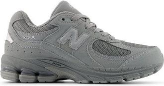 New Balance Kids 2002 Lace in Grey Synthetic, size 3.5
