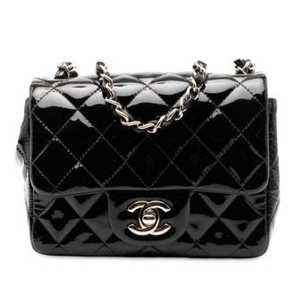 Chanel Tweedehands Mini Square Classic Patent Enkel Flap