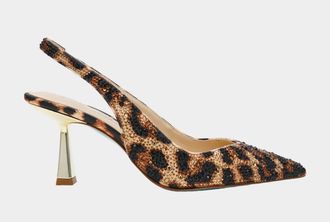 Betsey Johnson Womens Clark Sling-Back Heels In Leopard