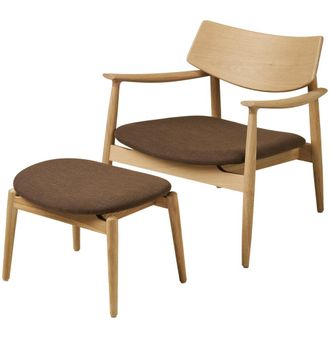 Moloo Sill&oacute;n y reposapi&eacute;s en roble natural y tela marr&oacute;n