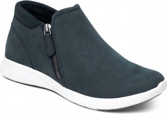 Aetrex Womens Addie Boot In Navy