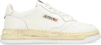 Autry Womens Medalist Low-Top Sneakers White Cow Hide Trainers