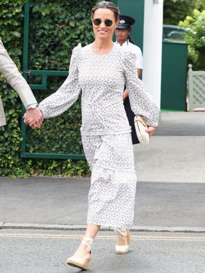 Grazie, Pippa! Abbiamo trovato l’outfit estivo perfetto per le donne in dolce attesa