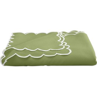 Matouk Savannah Gardens 68 x 108-Inch Tablecloth in Spring Green at Nordstrom, Size 68X108