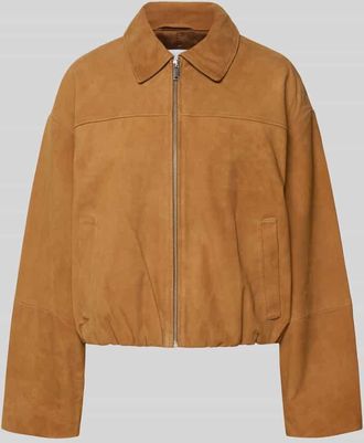 Jake*s Bomberjacke aus Velours mit Eingrifftaschen in Sand, Gr&ouml;&szlig;e 34