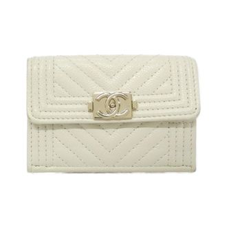 Chanel White Grained Calfskin Wallet (Bi-Fold) (Pre-Owned)