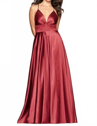 Faviana Stretch Satin Dress In Wine