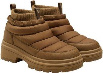 Vivaia Waterproof PufferTherm Warm Boots in Chestunt at Nordstrom, Size 6