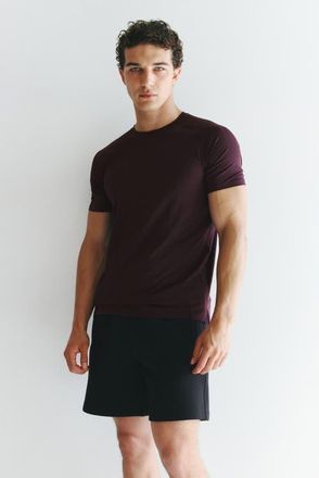 H&M Muscle Fit Sports T-shirt With Coolmove in Dark Plum at Nordstrom, Size Xx-Large