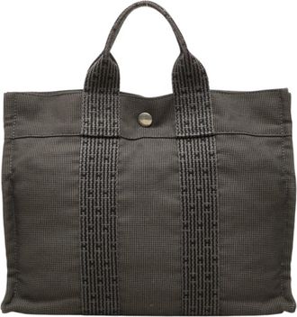 Herm&egrave;s Gray Canvas Tote Bag (Pre-Owned)